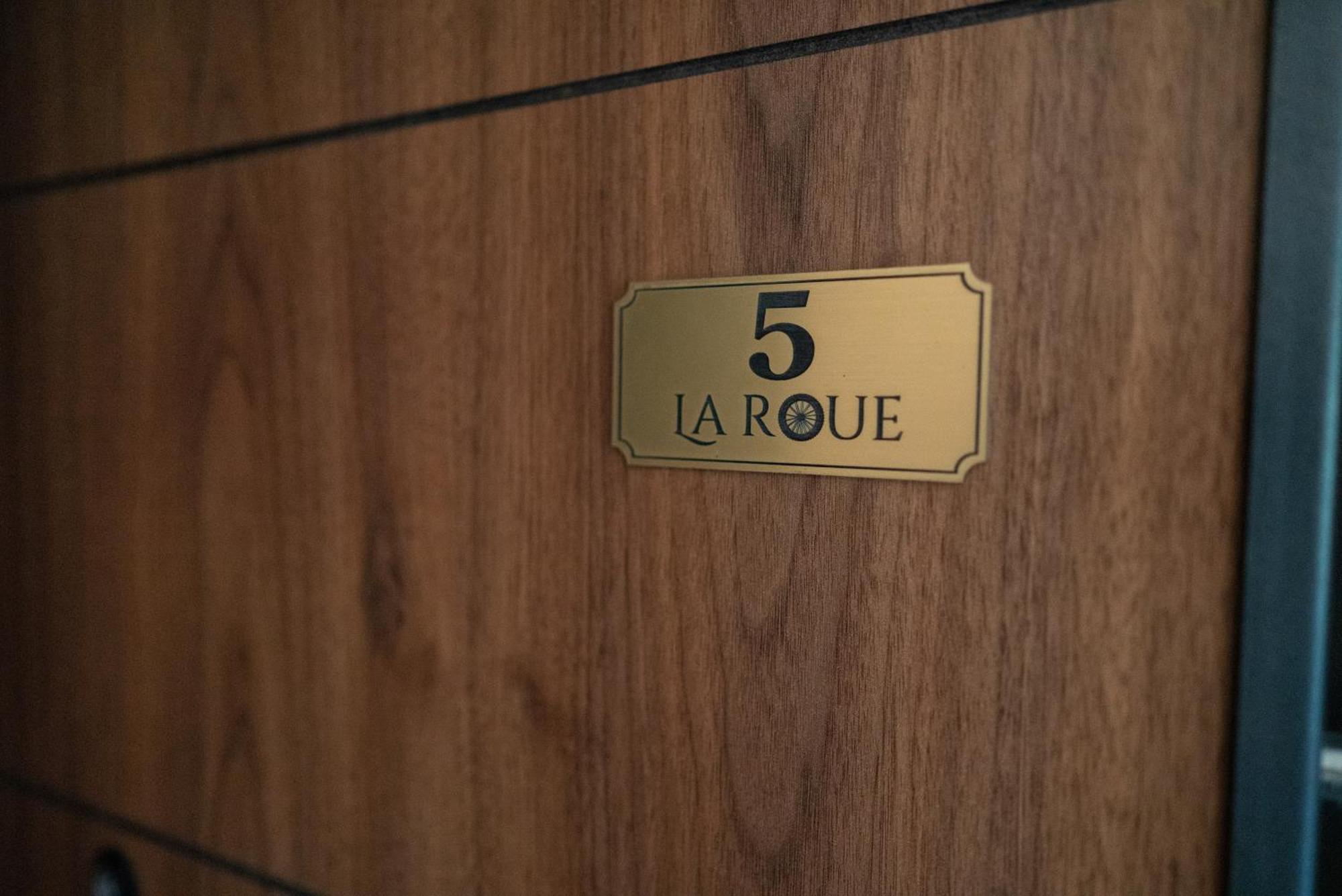 La Roue Hotel Vrsac Luaran gambar
